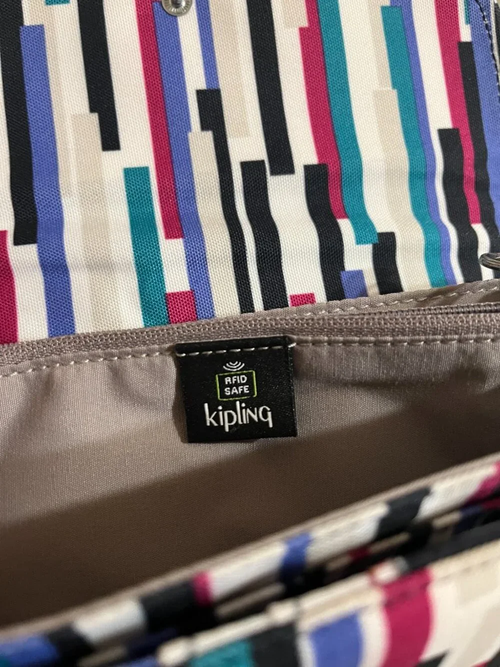 KIPLING Money Land Snap Wallet Wristlet Multicolor
